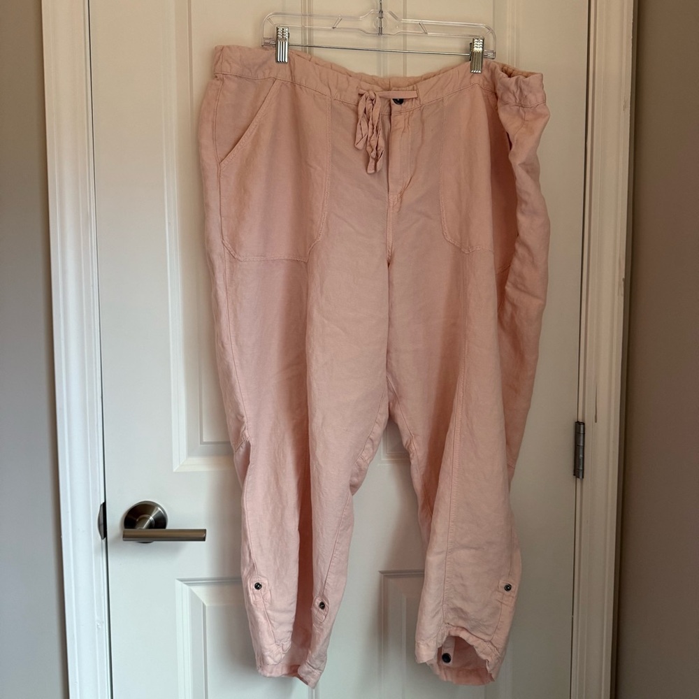 Lane Bryant Pink Drawstring Linen Blend Cropped Pants. Plus Size- 22/24. Used.